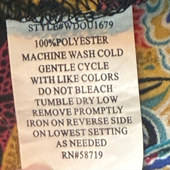 New York Collection Woman Paisley Tunic Blouse Size 1X - Picture 14 of 14